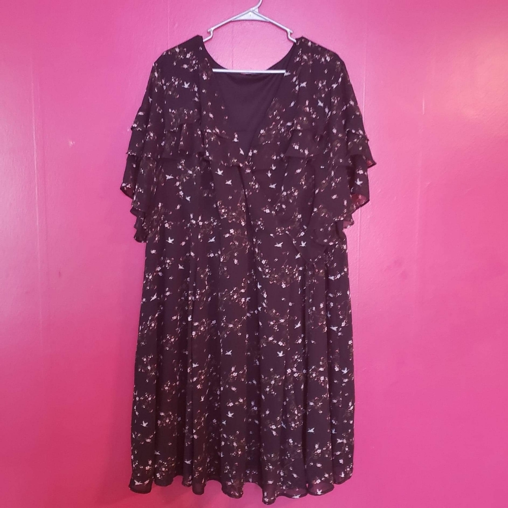 Black ruffle  V-neck dress